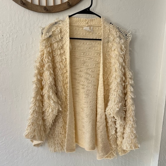 Anthropologie Akemi and Kim Loopy Shag Wide Arm Open Front Cardigan OS - Picture 2 of 6